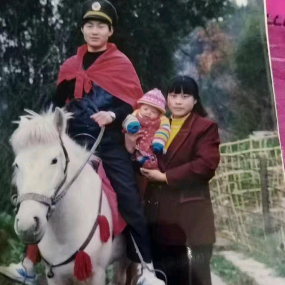 🌹农村霞姐🌹