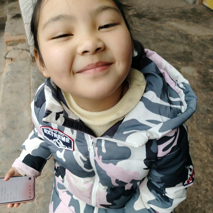 专业彩钢树脂瓦卷帘门，不绣钢大门，防护栏