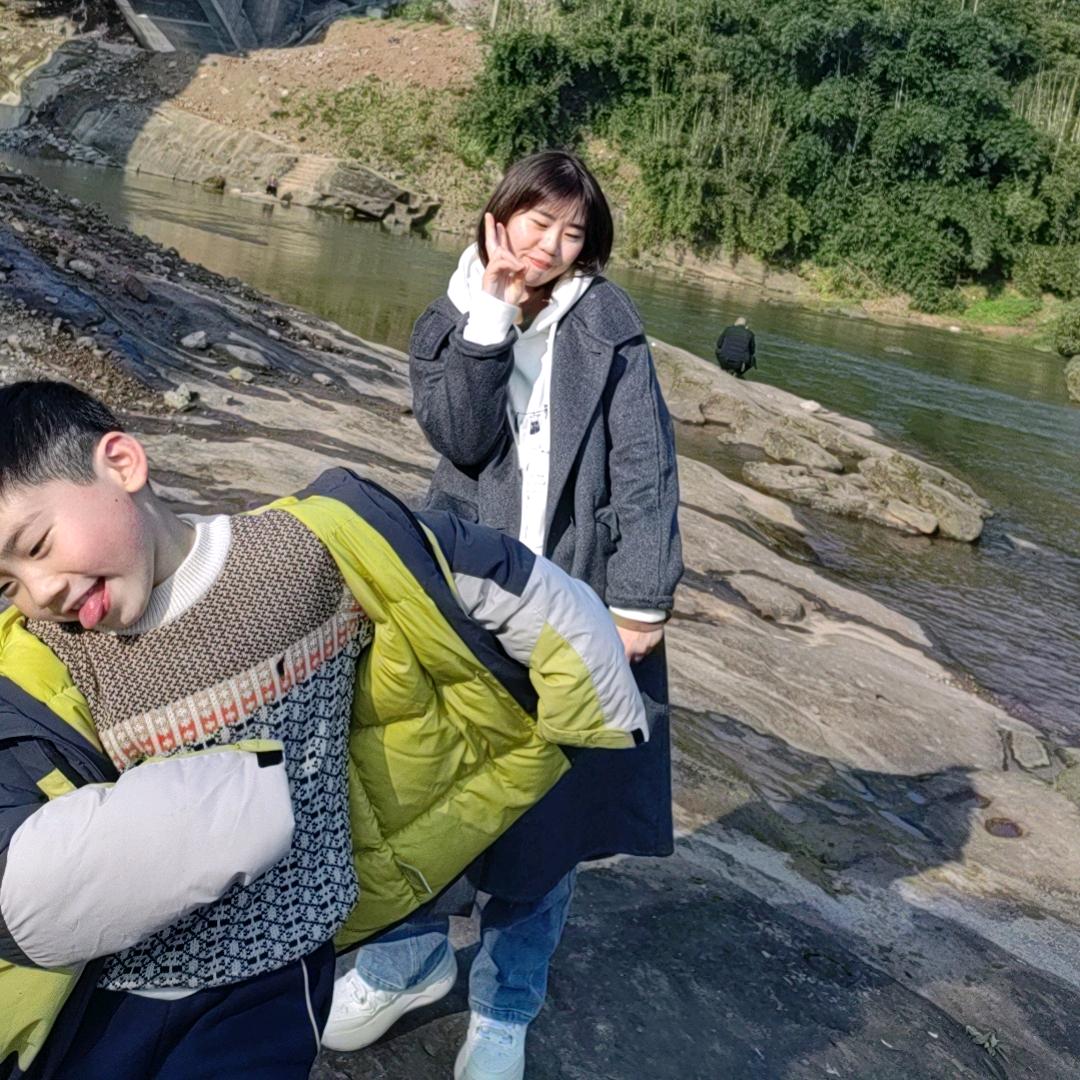 杨杨得亿