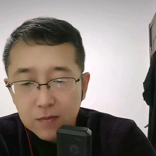 老哥🎤唱老歌