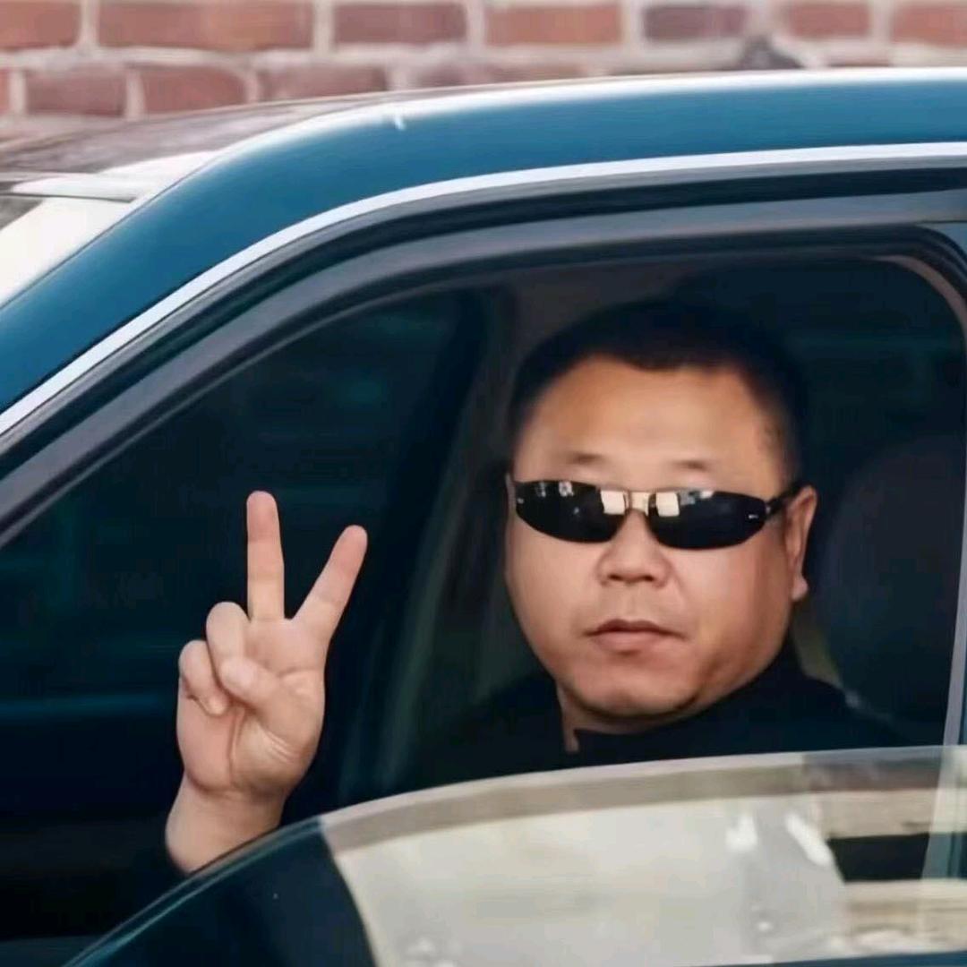 ⫍ ⃢👁ܫ👁⃢ ⫎