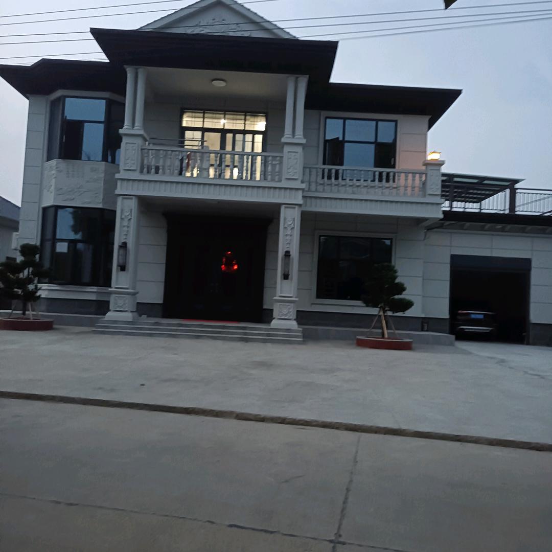 一生平安🌹🌹🌹🌹