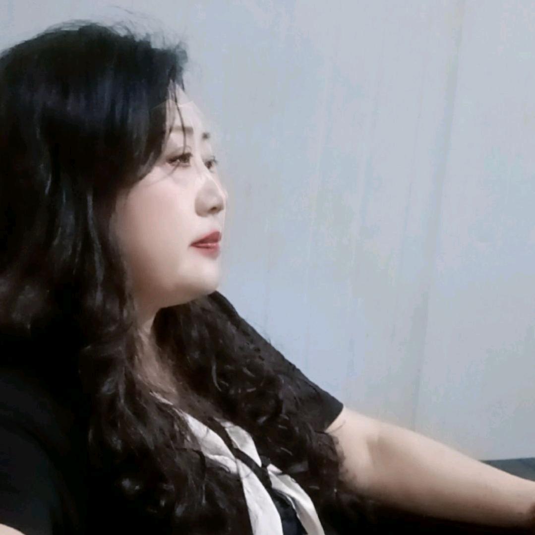 严姐六八年开心果