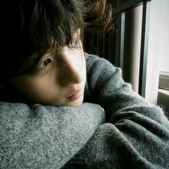 请记住我眼角的痣