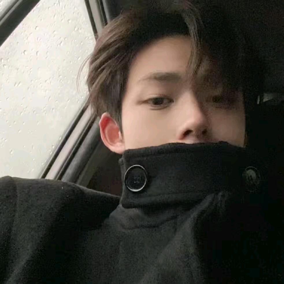 费宇晨👨🏼‍🦯