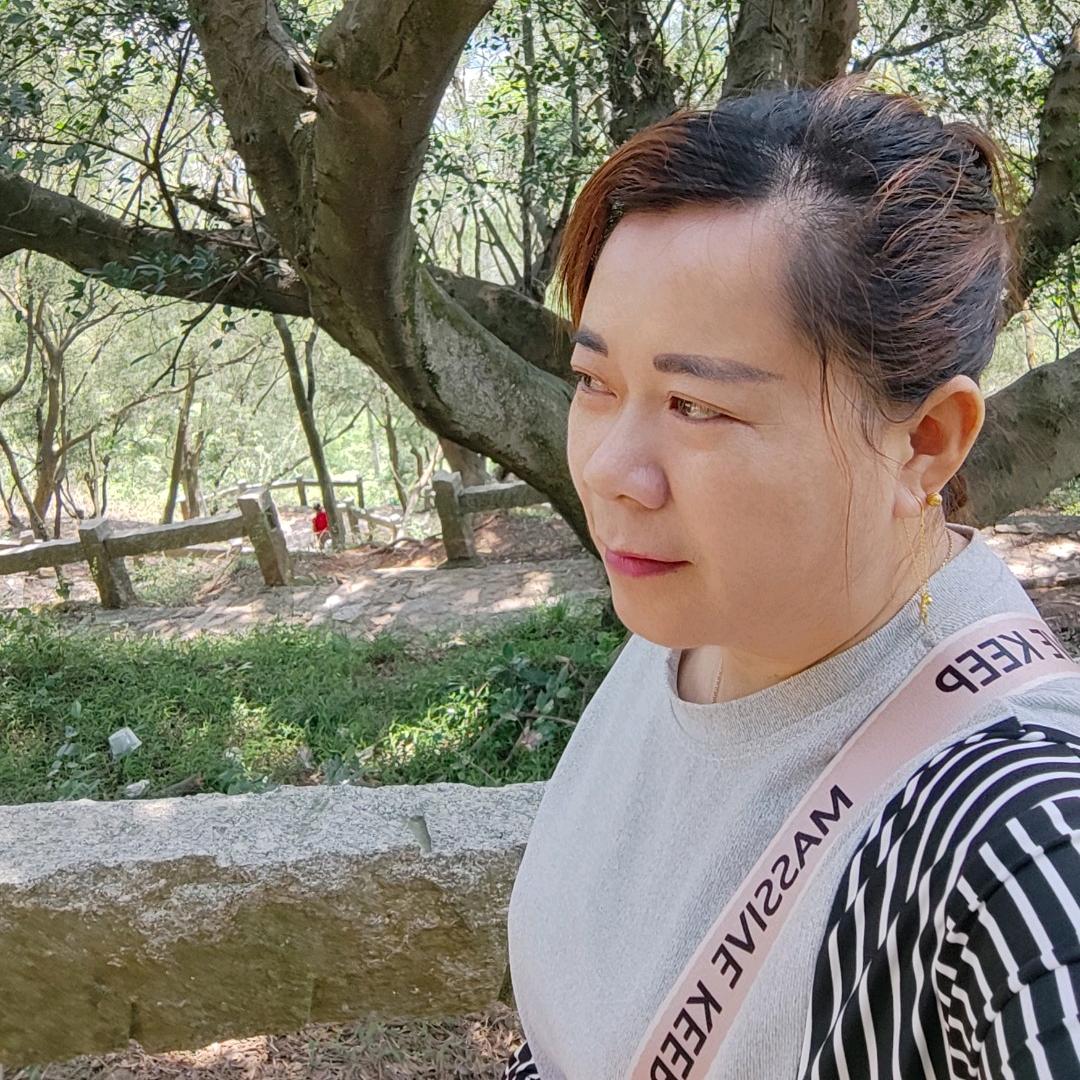 총명하고 부유하다