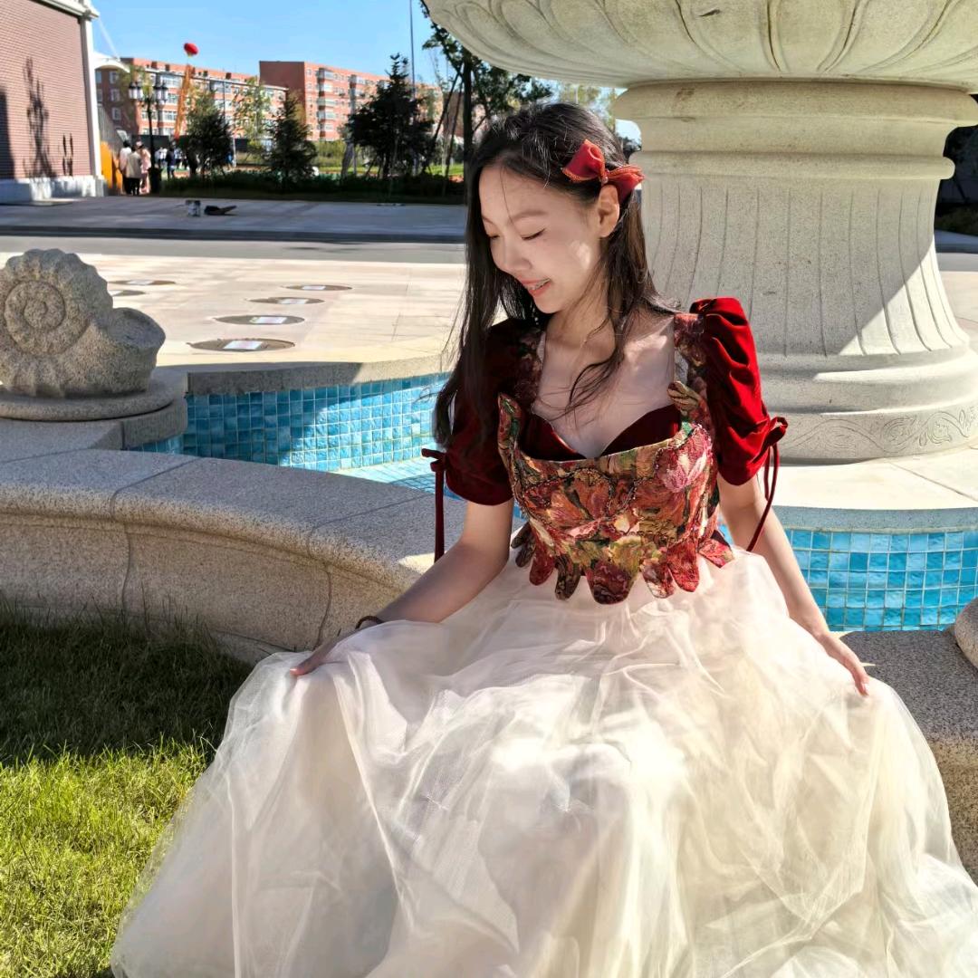依依的妈妈