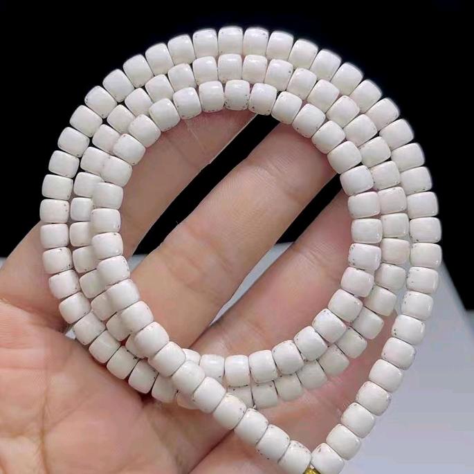 精品星月供应的头像