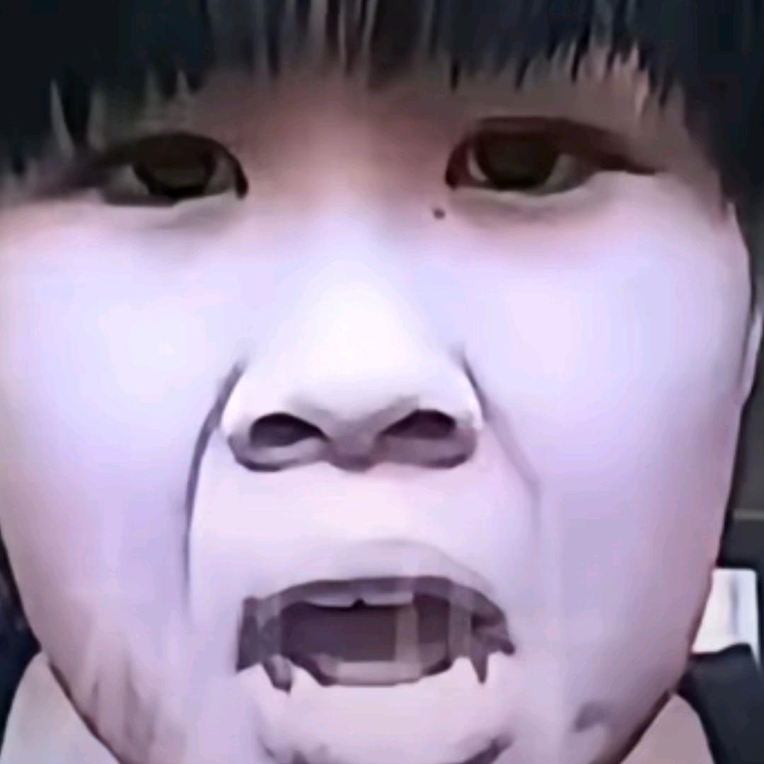 宝宝嘟嘟打雷了～