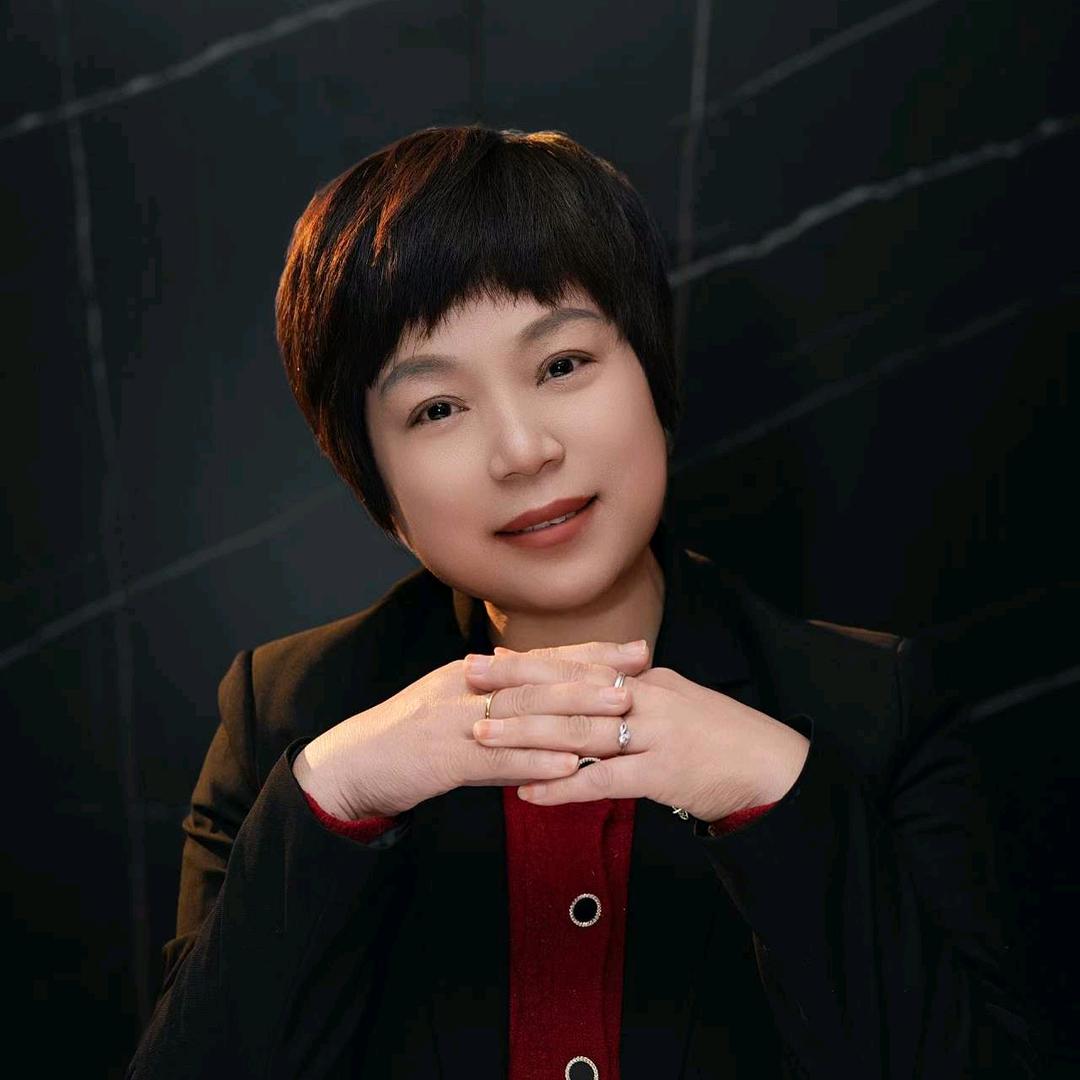 西美铂尼思朱倩