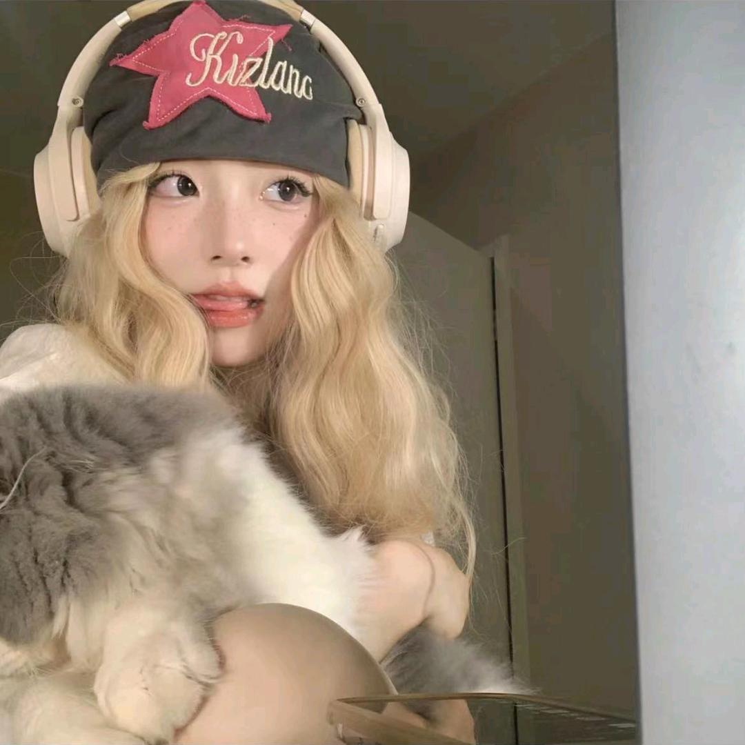 弹幕甜甜圈帕恰狗🐶