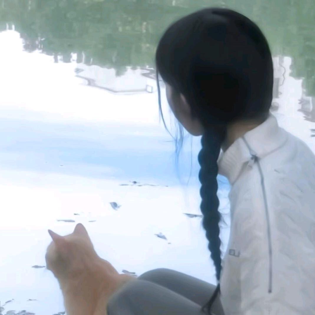 小蛋打球爱臭脸