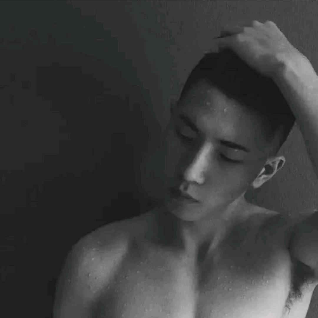 a普通男人