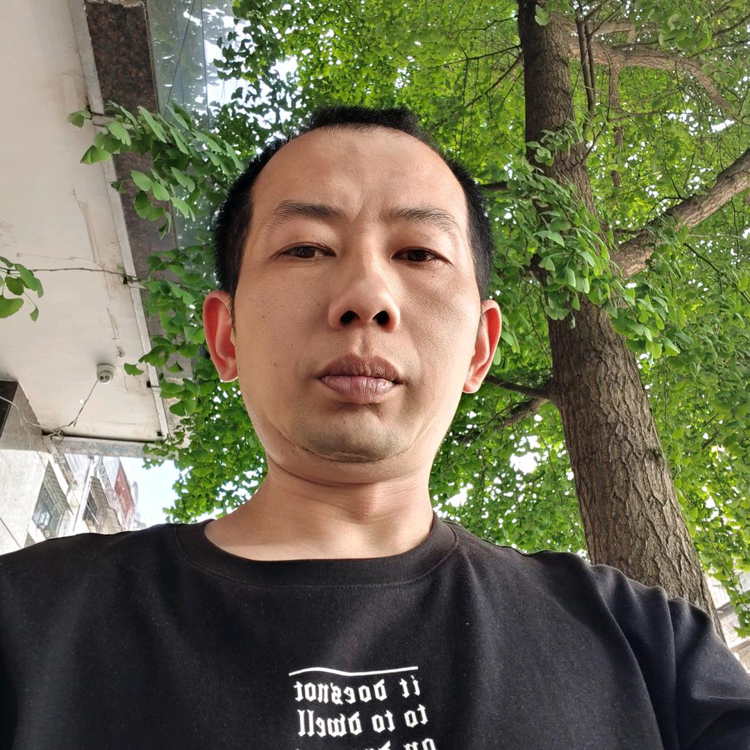 傲气小乖服装店