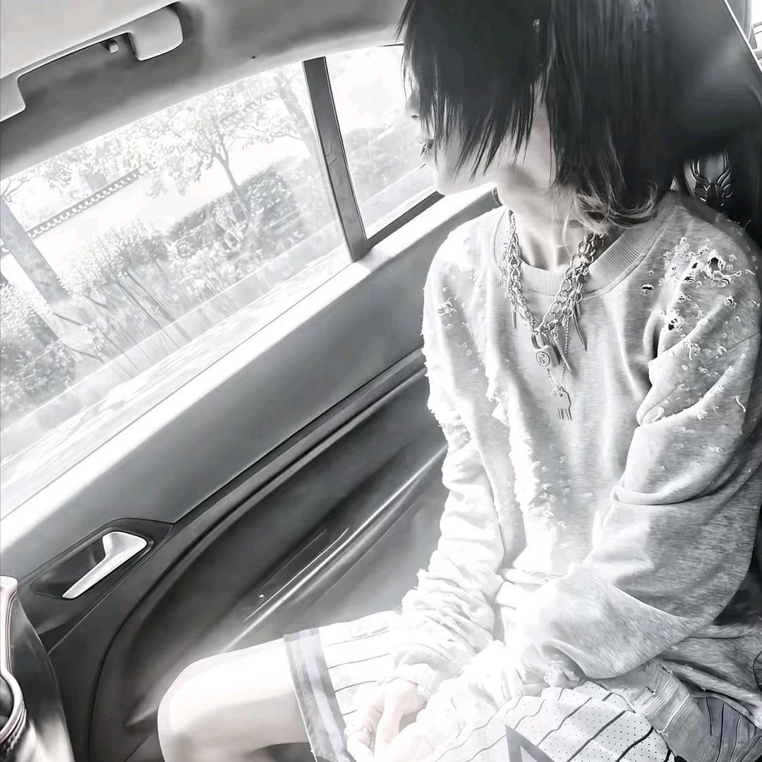 恋爱不恋追星女头像