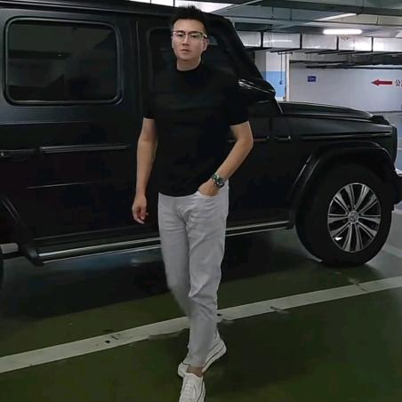 何深情