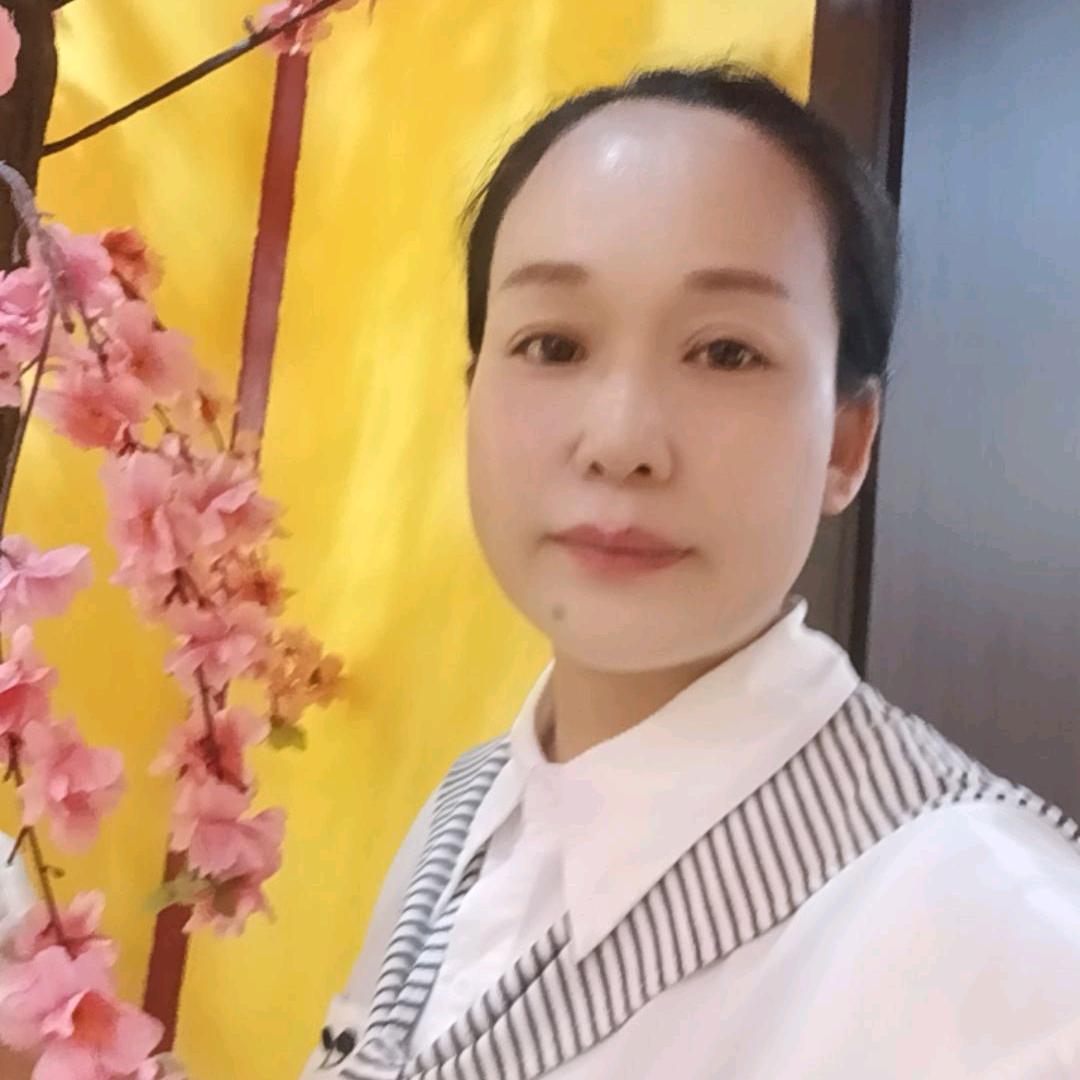 辰颐物语原生态水果甜姐