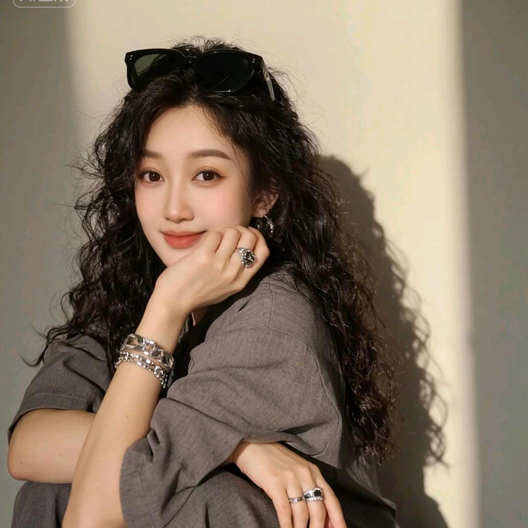 Wᗜáиⁿgᥫᩣ