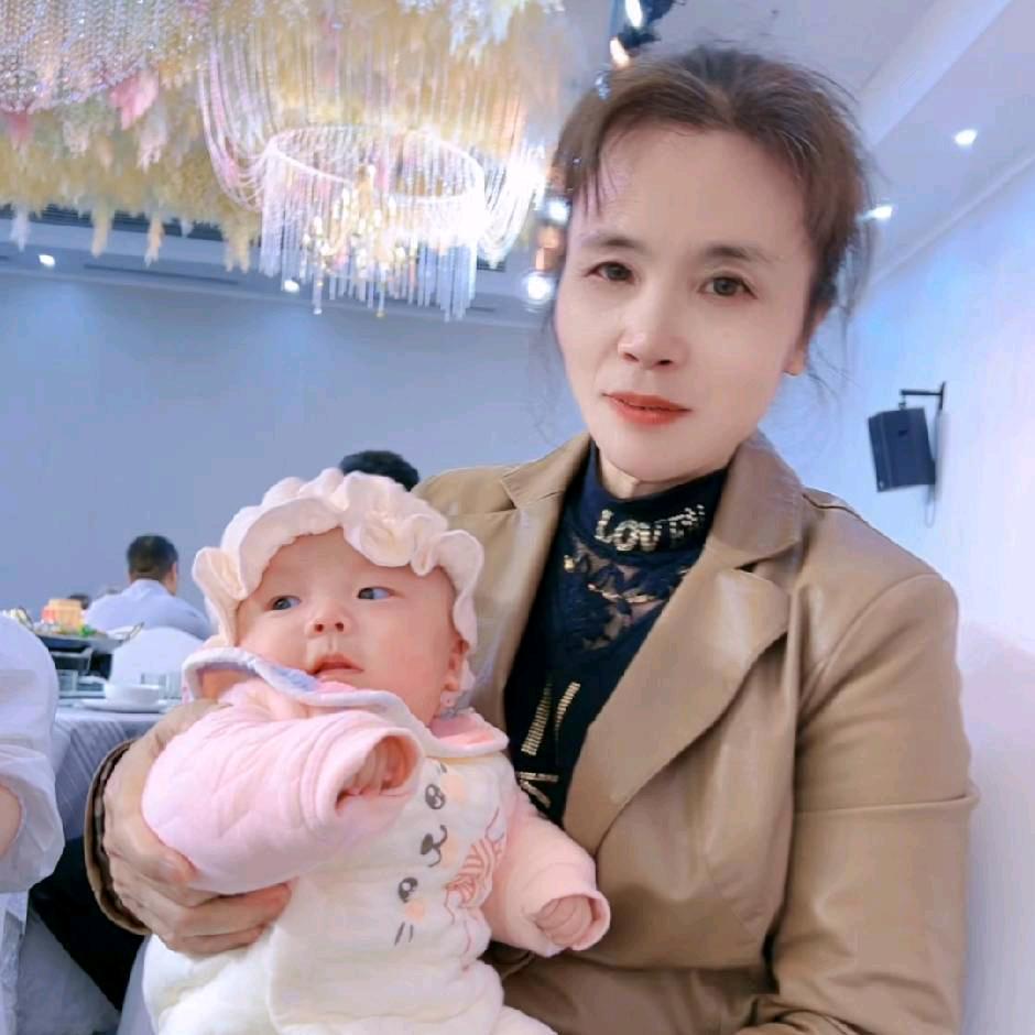 小兔兔～～
