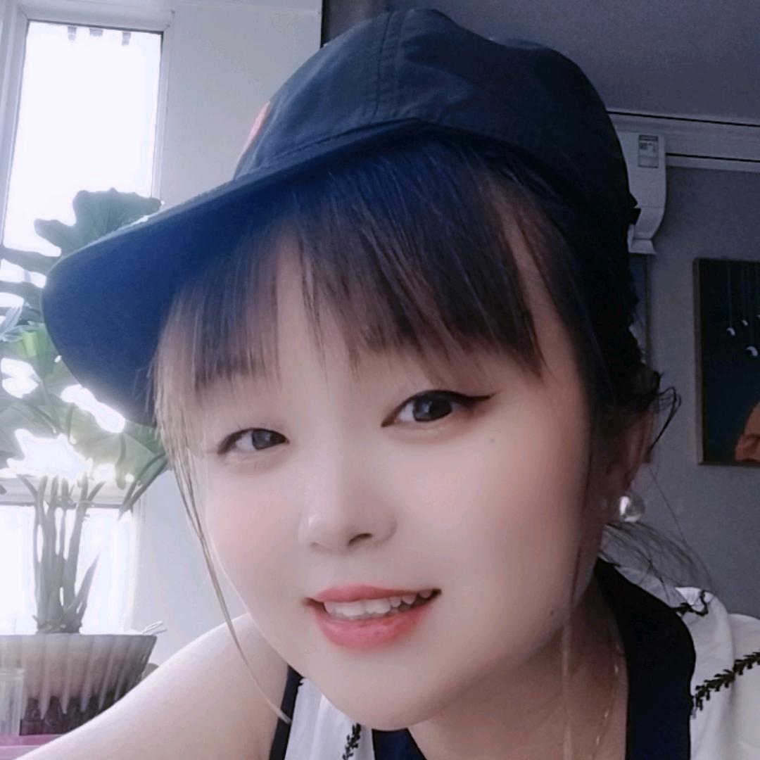 林林.