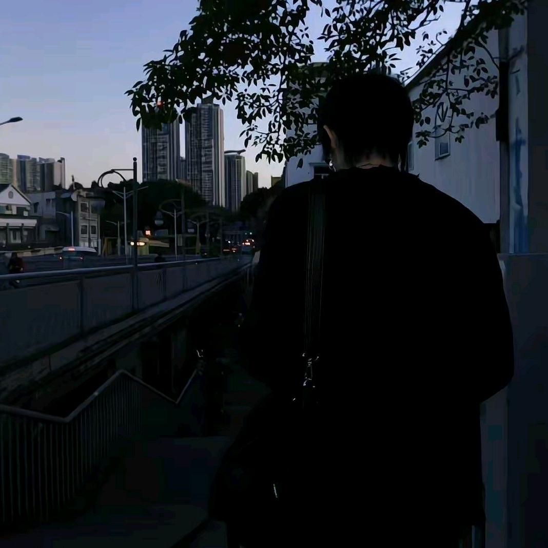曜均
