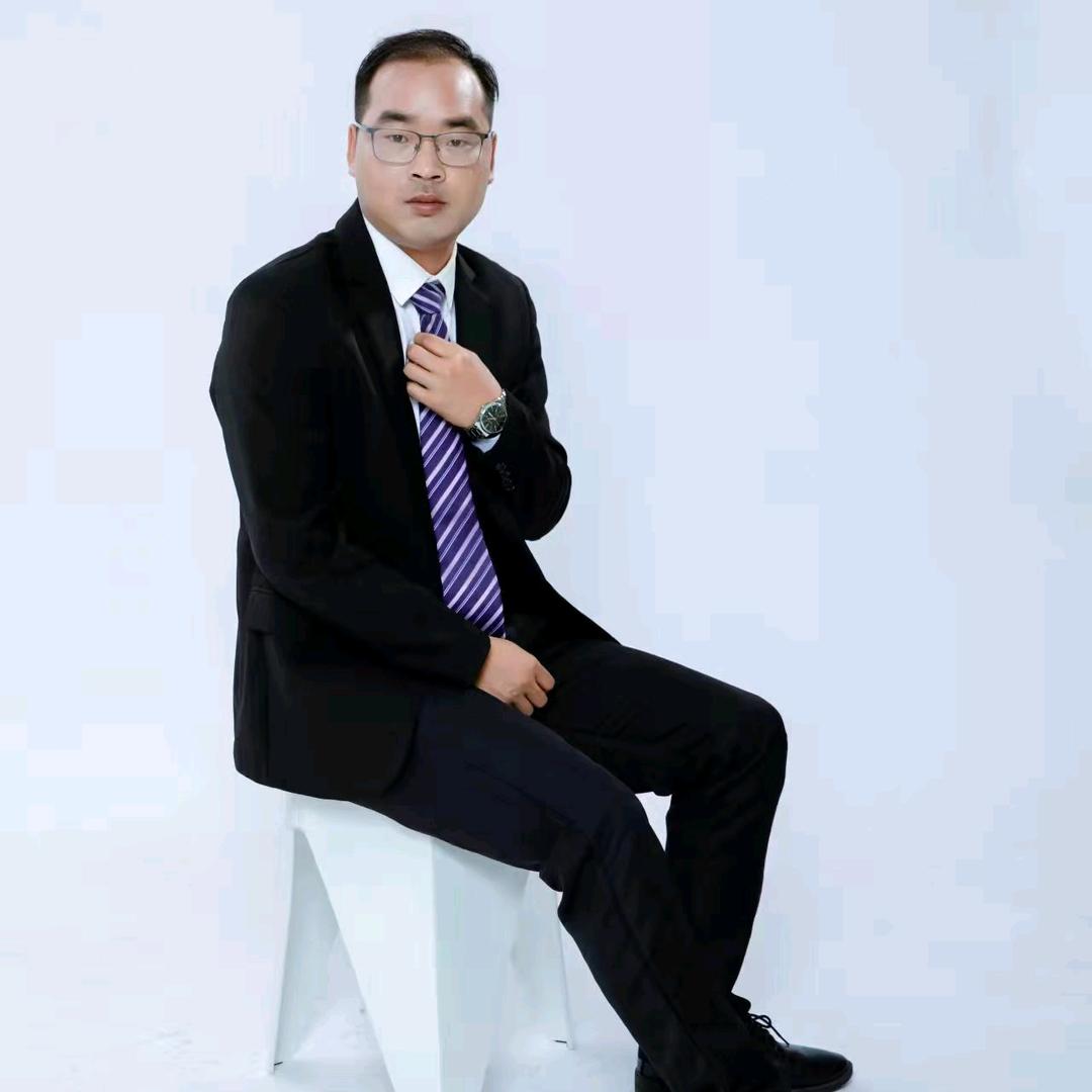 李哥哥👑