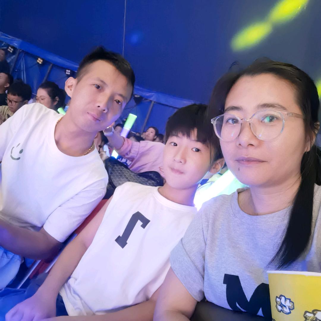 周丽