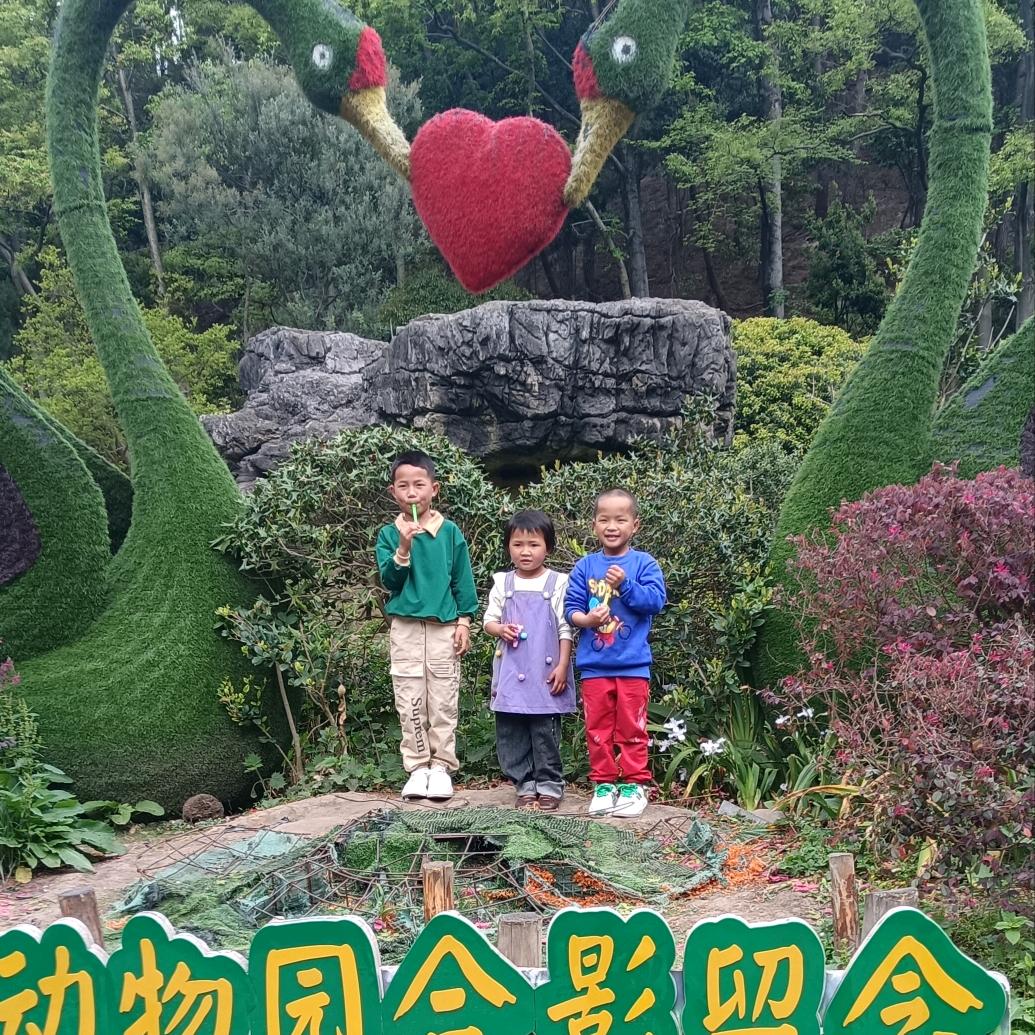 贵州苗族王大花。