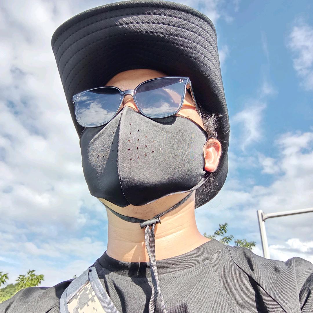 小小凡人