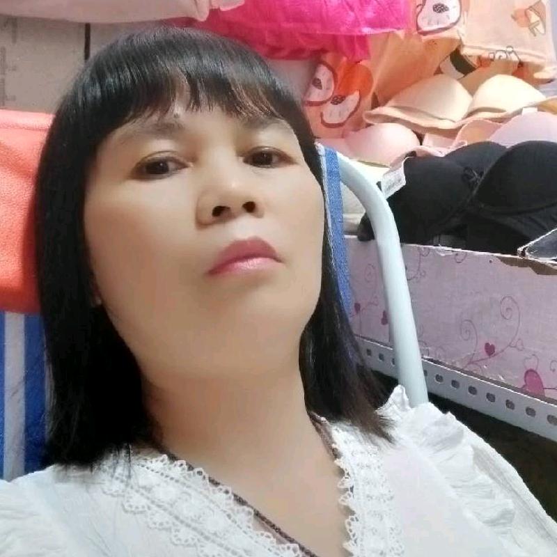 玉林龙船商城姚姐内衣店