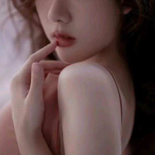 西柚柚
