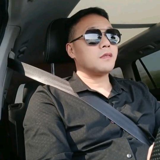 众信市场鑫发果行雷哥