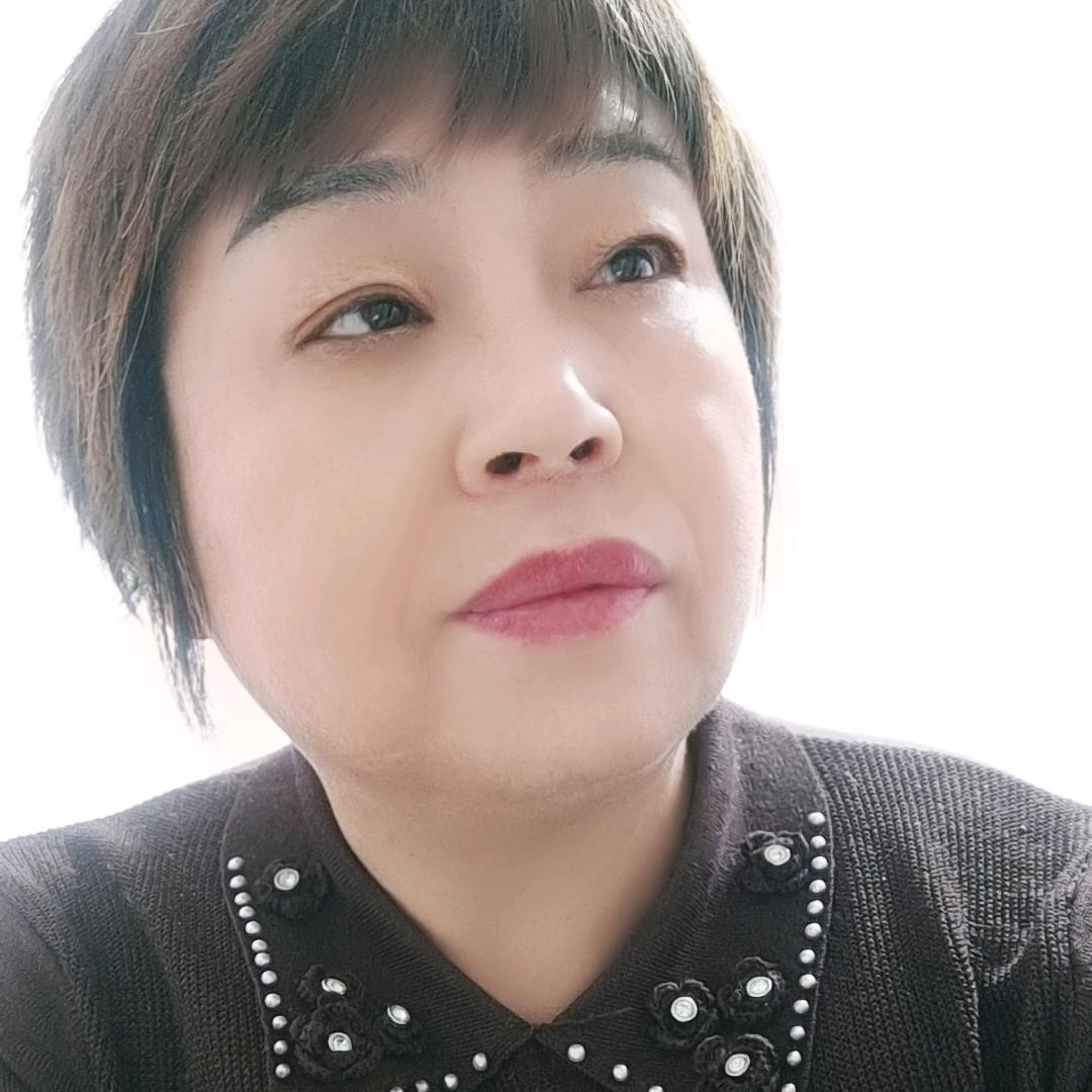独自面对风雨的女人