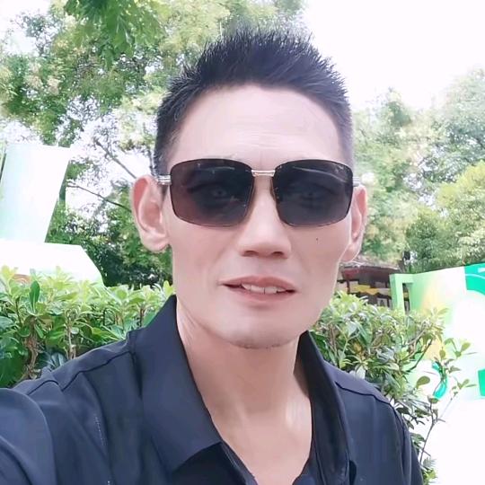 白大哥