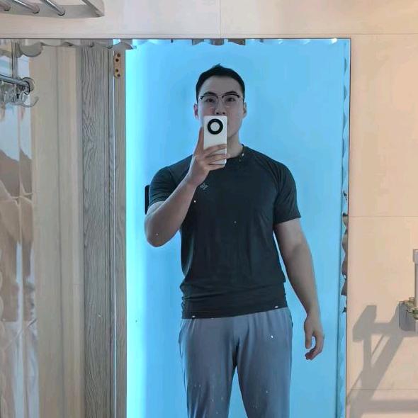 豪威尔健身（万达店）主管小隋