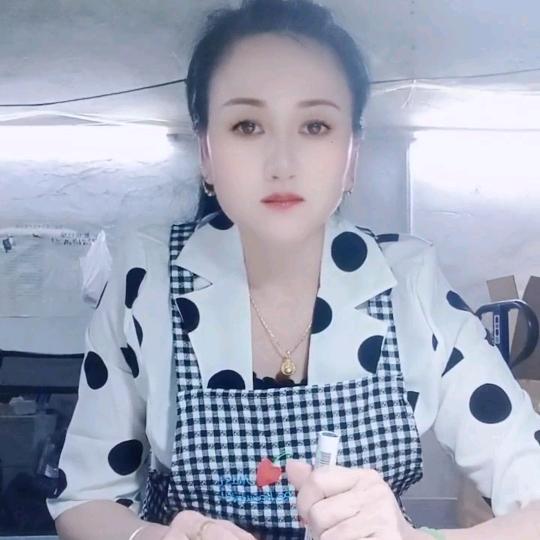 李侠