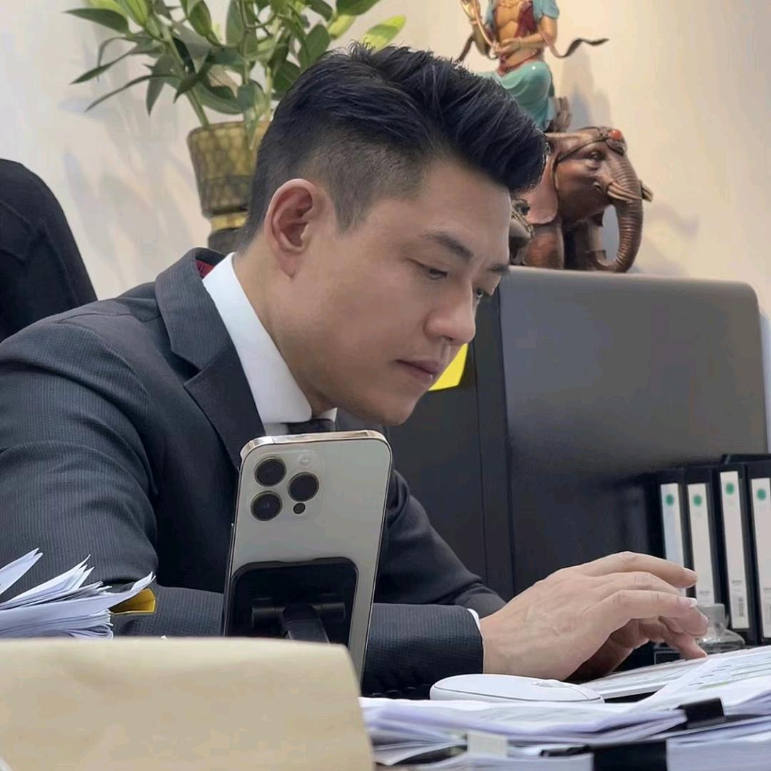 李希律师