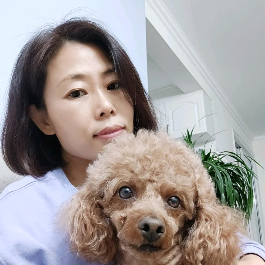 70后阿姨退休生活记录《橱窗有你需要的好