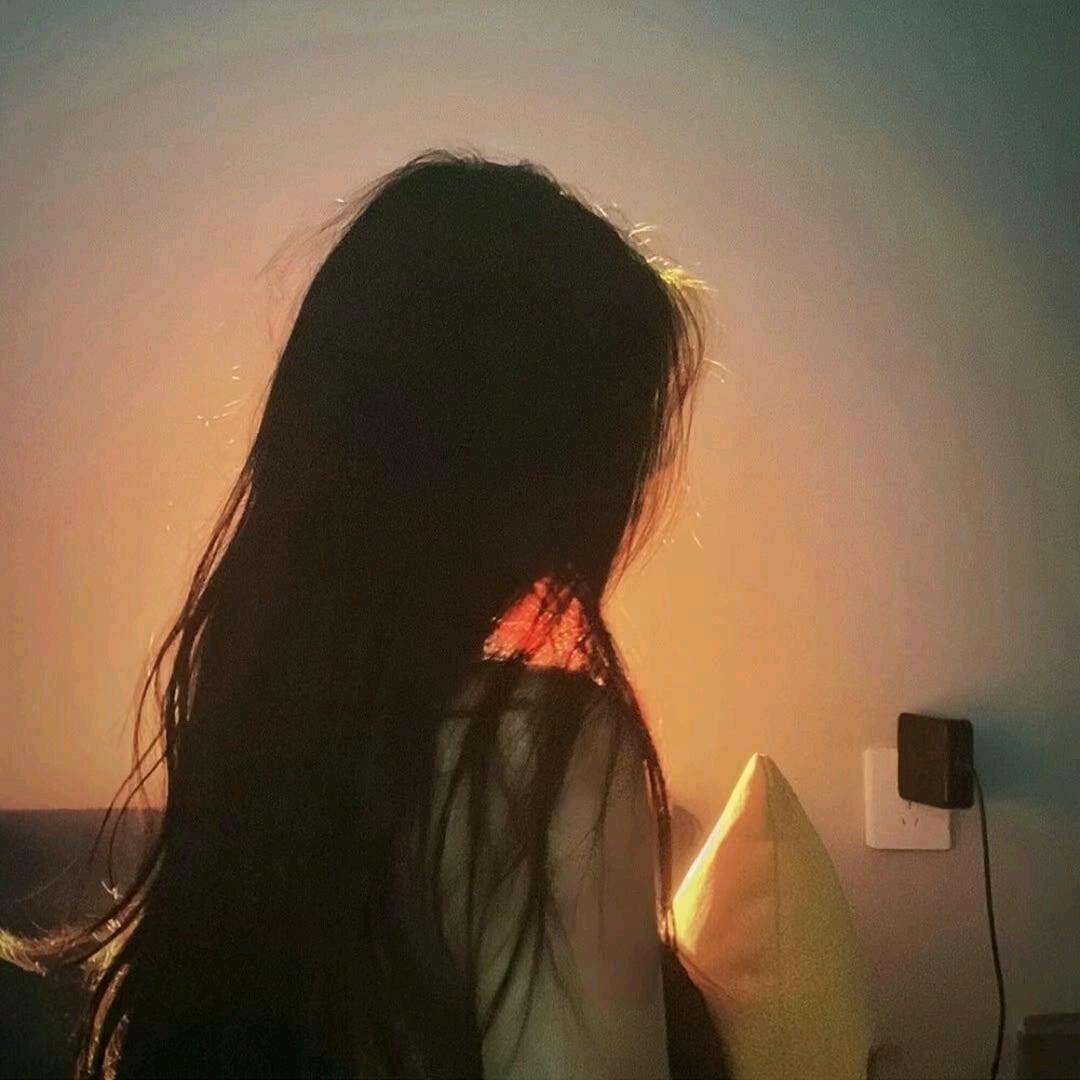 美女的心乱₇₈糟 𓁇