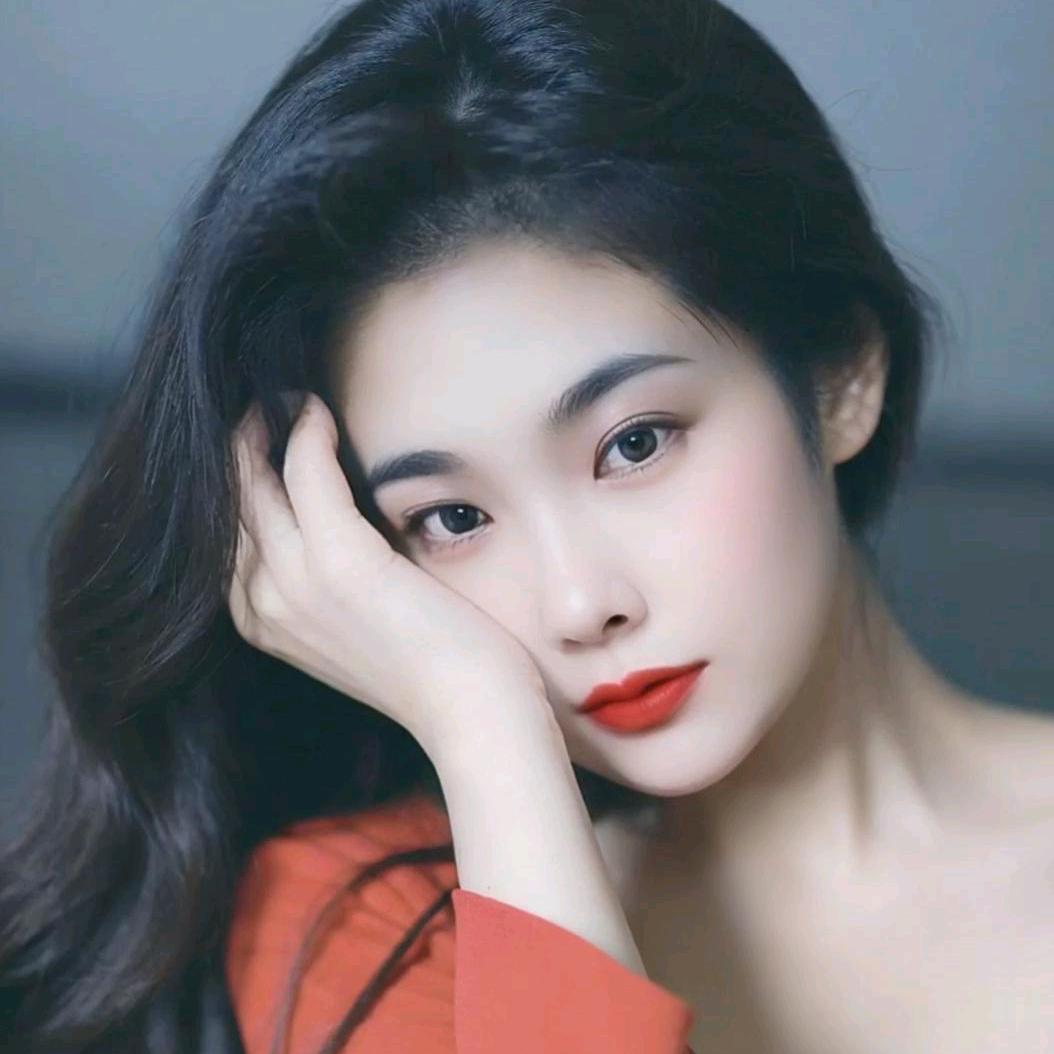 云南艳艳🍀（有故事的人）