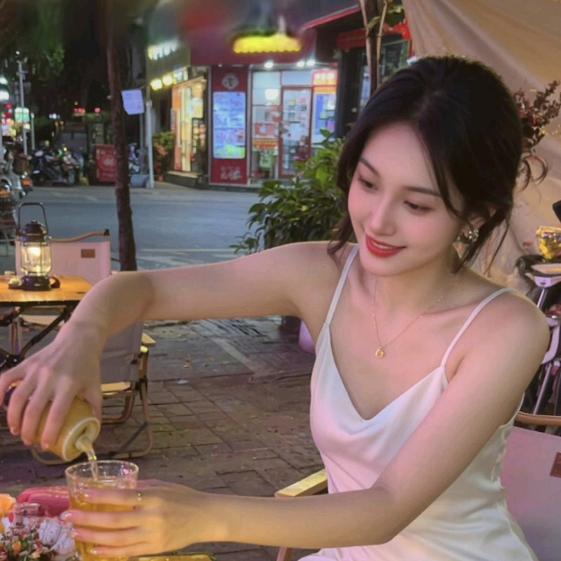@英子姐姐🌹