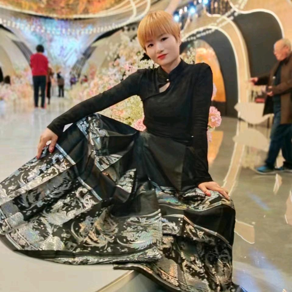 晴晴（腻子妹）