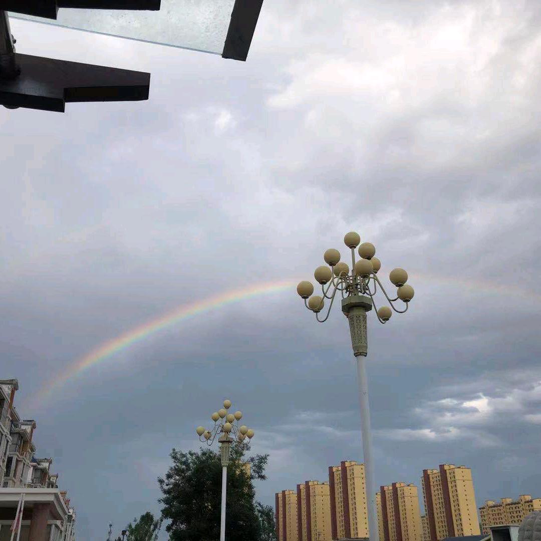 努力向上的青年人