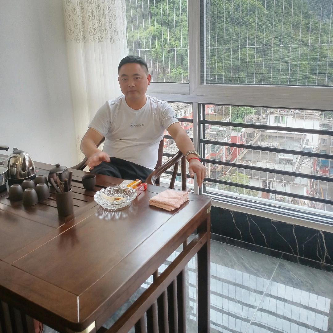 郭小红特色毛肚火锅