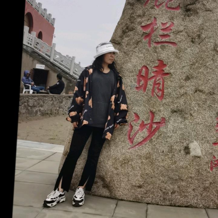 @山沟沟肚兜兜原唱卜晓凤