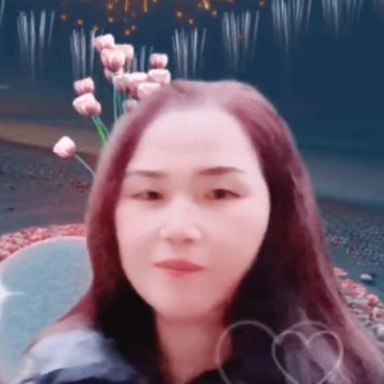 向方，喜欢独立自由自在。