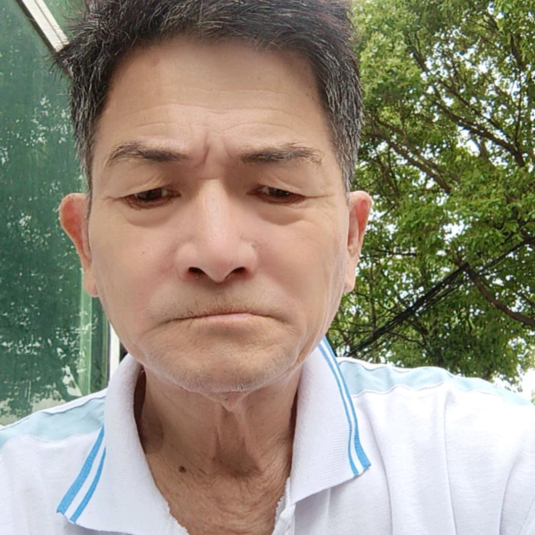 ，万秋