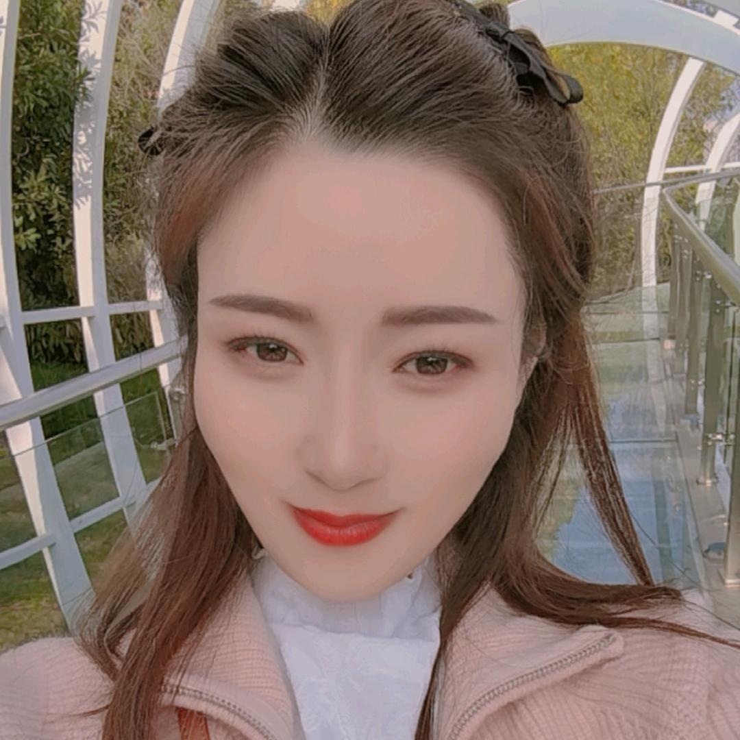 @莹莹