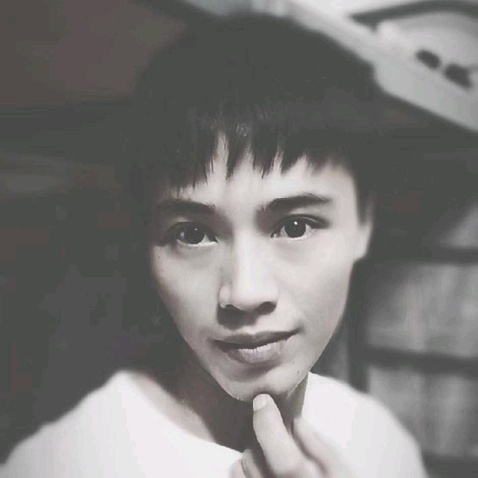 🥀  被鸡蛋击碎的石头  💞