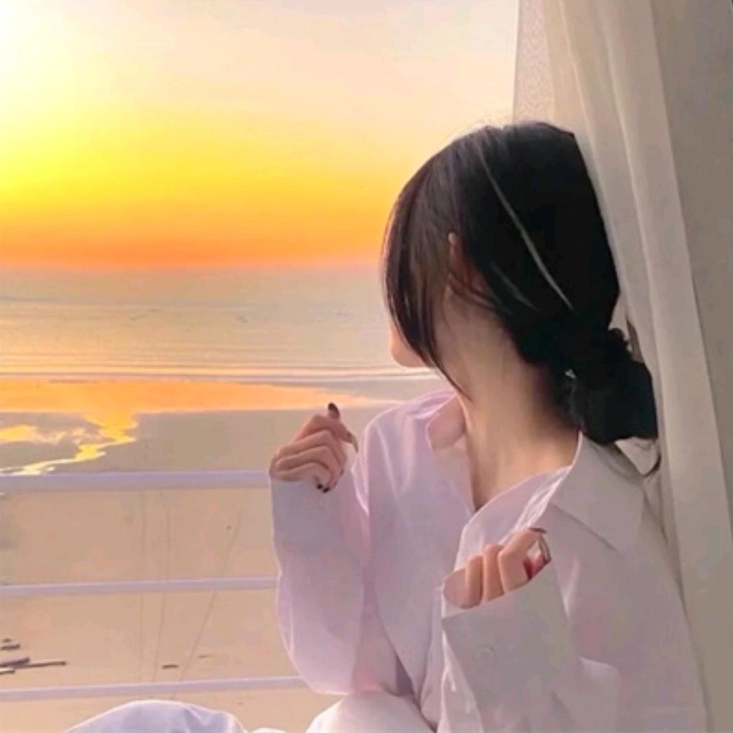 伊   菇凉